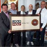 اهداء-تابلو-فرش--ایرانی-به-مدیریت-لیکومولی-آلمان